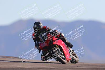 media/Nov-06-2023-Moto Forza (Mon) [[ce023d0744]]/3-Intermediate Group/Session 5 (Turn 9)/